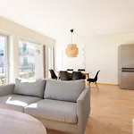 Lindesnes Havhotel מלון דירות Spangereid