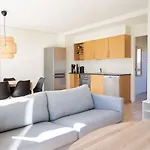 Lindesnes Havhotel מלון דירות