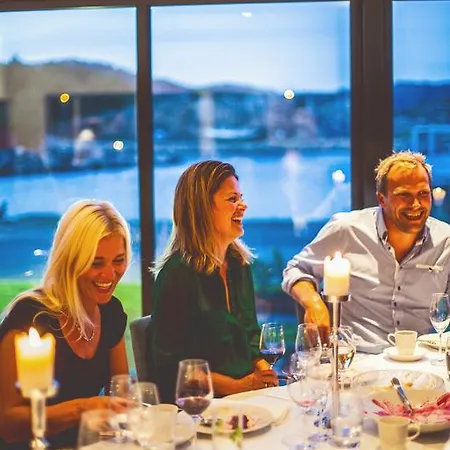 Aparthotel Lindesnes Havhotel Spangereid