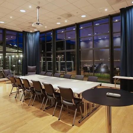 Lindesnes Havhotel Hotel apartamentowy 4*