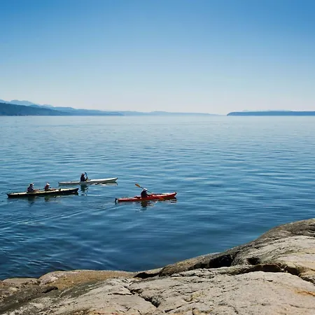 Lindesnes Havhotel 아파트호텔 4*
